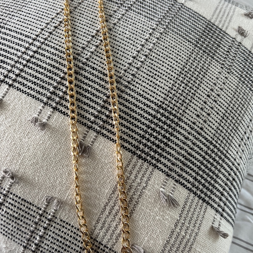 Long chain 46” gold